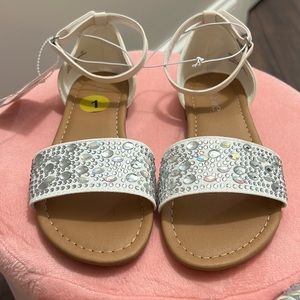 Adorable Girls Embelished Sandals Size 1, NWT